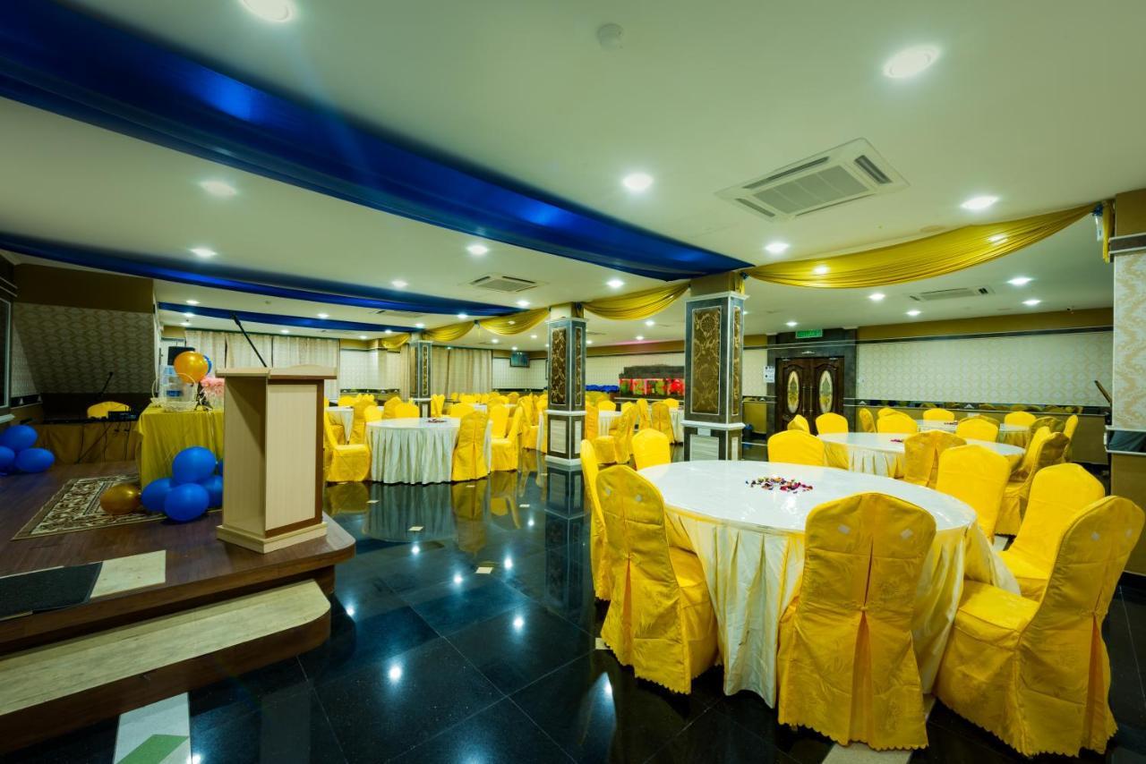 Ab Inn Hotel Kulai Bagian luar foto
